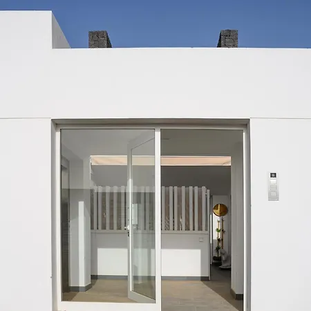 Holiday home Pachamama House - Near The Beach, Air-con, Fast Wifi And Sat Tv By Lanzarote *